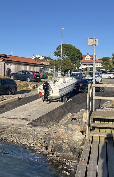 Välvårdad Ryds 535 DL (18 fot) - Mercury 60hk 4-takt (300h) + Trailer 5 of 6
