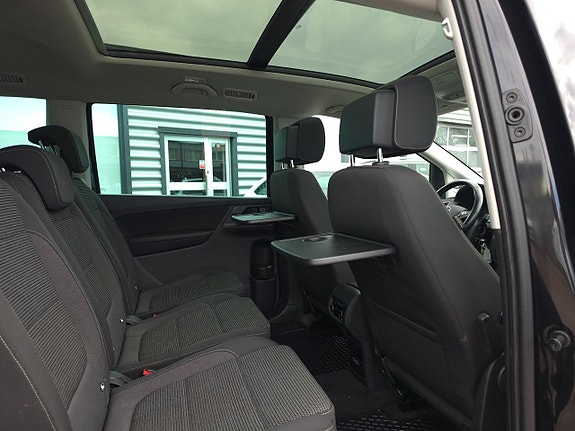 Volkswagen Sharan 12 of 18