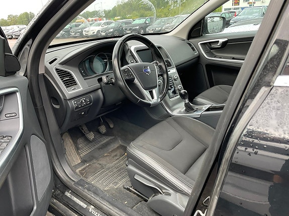 Volvo XC60 5 of 5