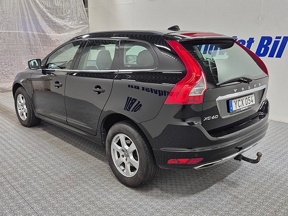 Volvo XC60 5 of 8