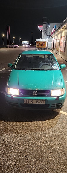 Volkswagen Polo 2 of 10