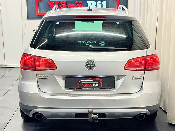 Volkswagen Passat Alltrack 6 of 22
