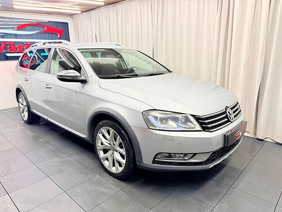Volkswagen Passat Alltrack 3 of 22