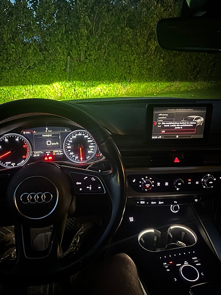Audi A5 3 of 9