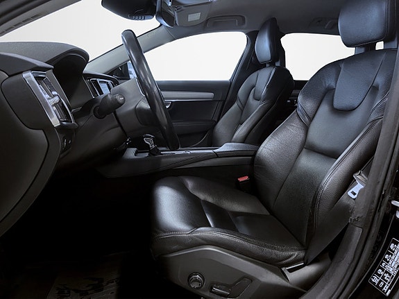 Volvo V90 6 of 18
