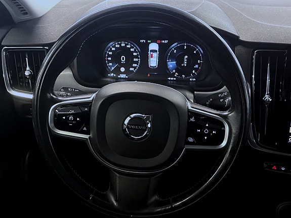 Volvo V90 9 of 18