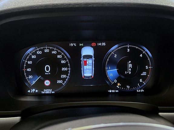 Volvo V90 10 of 18