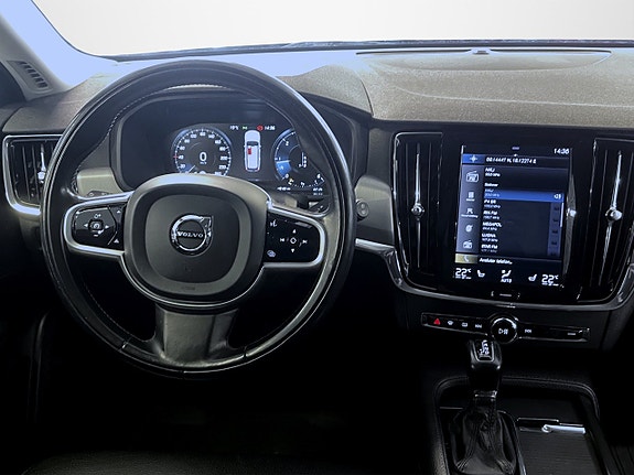 Volvo V90 8 of 18
