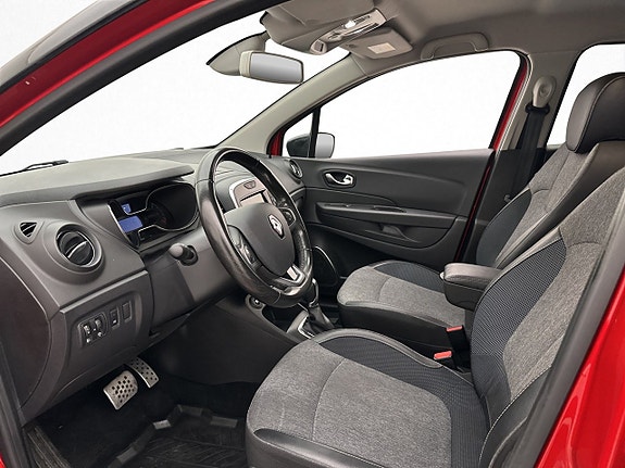 Renault Captur 10 of 30