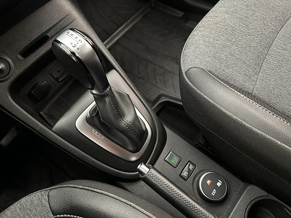 Renault Captur 24 of 30