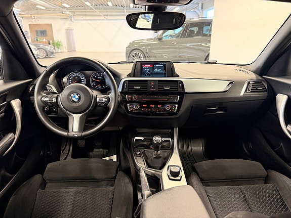 BMW 118i 15 of 20