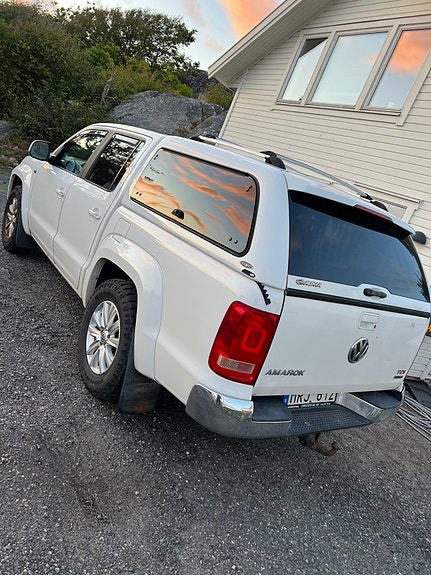 Volkswagen Amarok 3 of 6