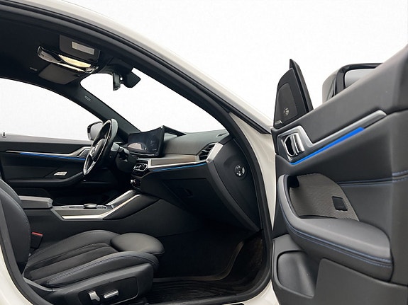 BMW i4 19 of 30
