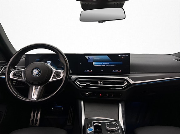 BMW i4 16 of 30