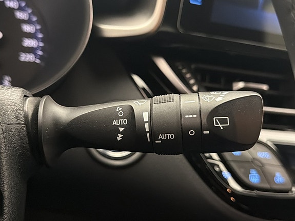 Toyota C-HR 19 of 30