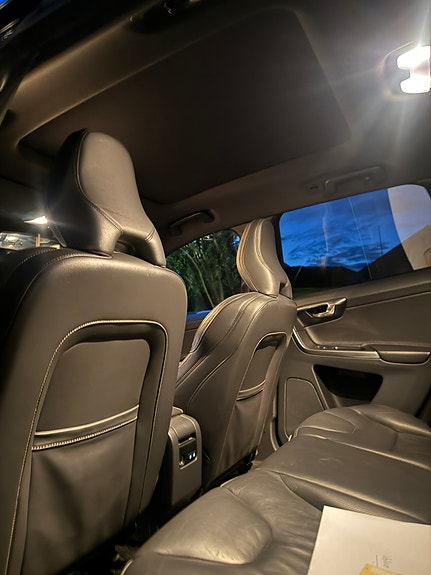 Volvo XC60 3 of 4