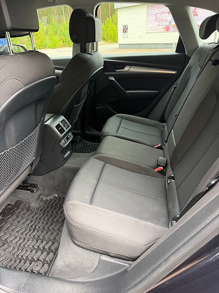 Audi Q5 6 of 8