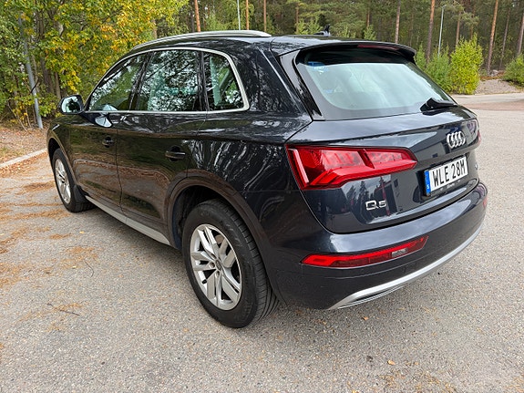 Audi Q5 4 of 8