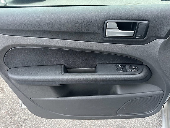 Ford Focus 18 of 19