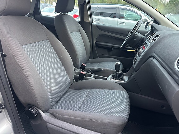 Ford Focus 15 of 19