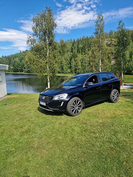 Volvo XC60 3 of 8