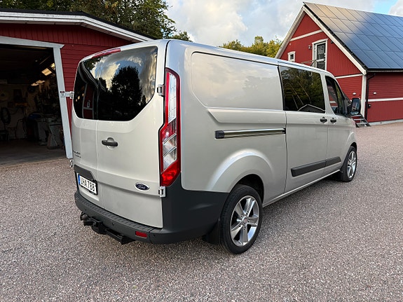 Ford Transit Custom 5 of 11