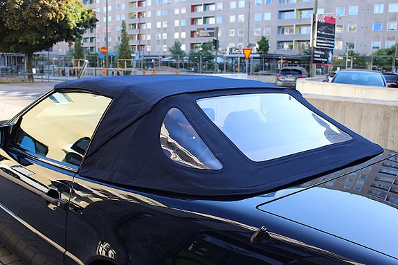 Mercedes-Benz SL500 5 of 30