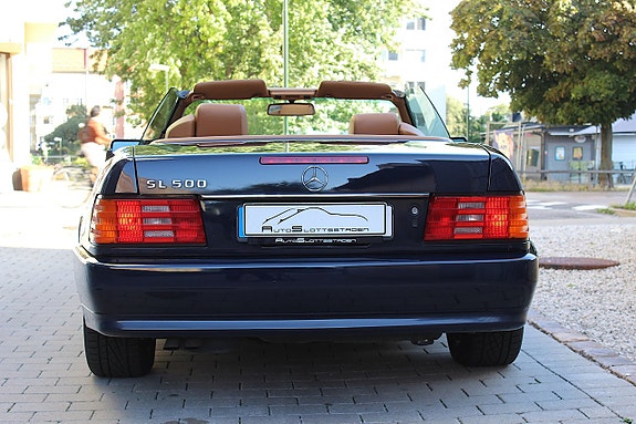 Mercedes-Benz SL500 15 of 30