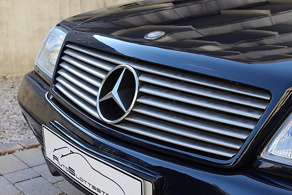Mercedes-Benz SL500 6 of 30