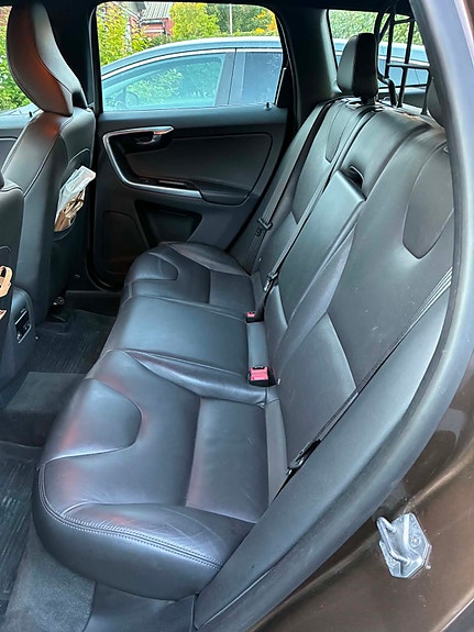 Volvo XC60 11 of 11