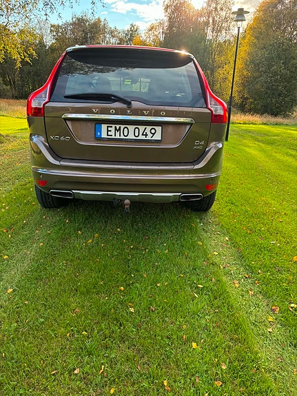 Volvo XC60 5 of 11
