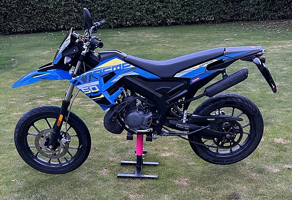 Derbi Senda X-TREME SM 2 of 4