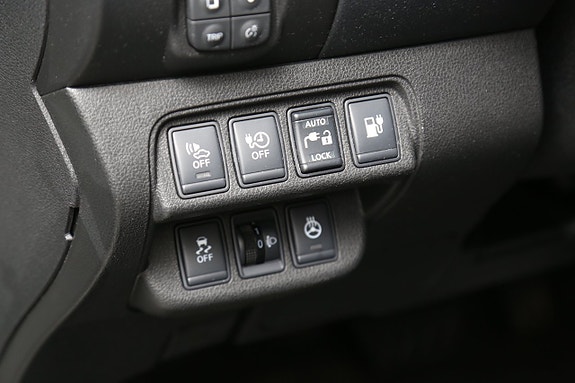 Nissan Leaf 13 of 24