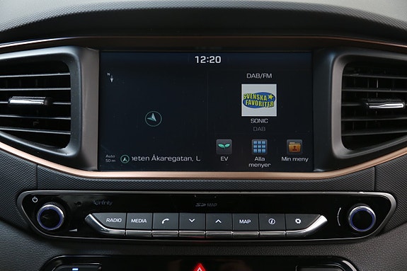 Hyundai IONIQ 22 of 28