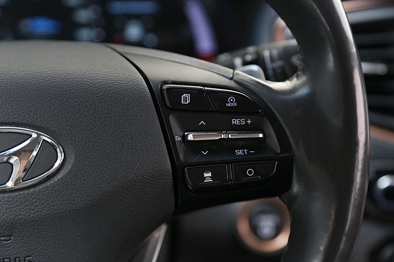 Hyundai IONIQ 19 of 28