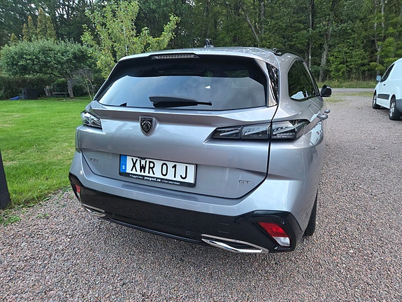 Peugeot 308 SW 5 of 7