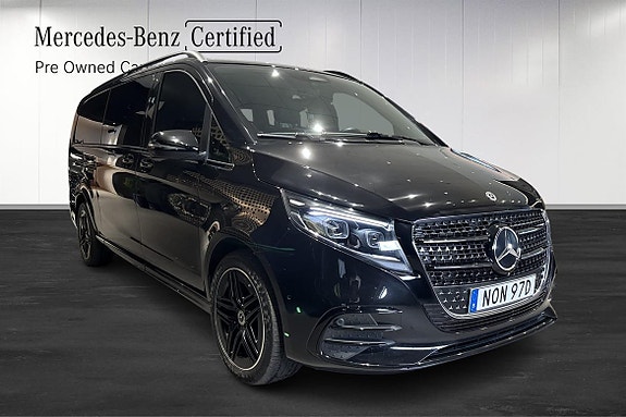 Mercedes-Benz V300 2 of 19