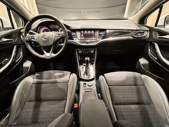 Opel Astra 14 of 17