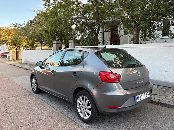 Seat Ibiza 4 of 5