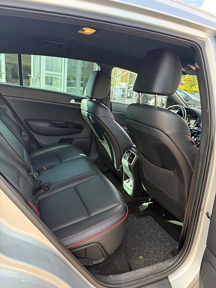 Kia Sportage 6 of 10