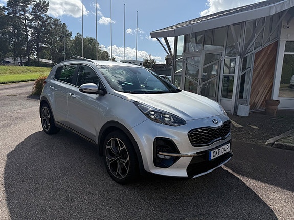 Kia Sportage 2 of 10