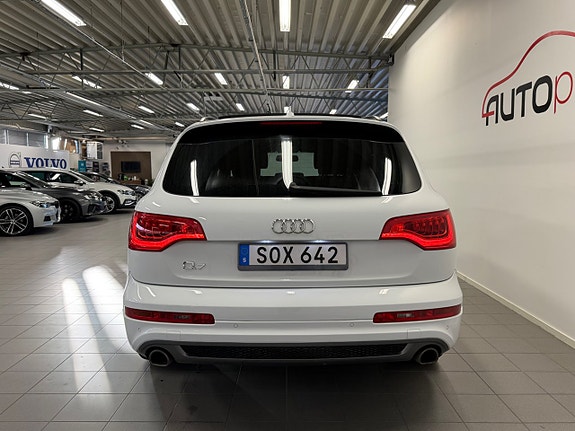 Audi Q7 10 of 20
