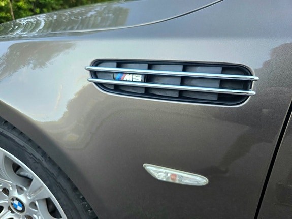 BMW M5 10 of 25