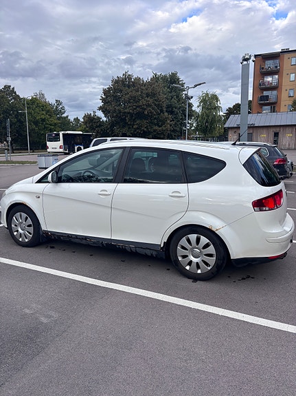 Seat Altea XL 2 of 12