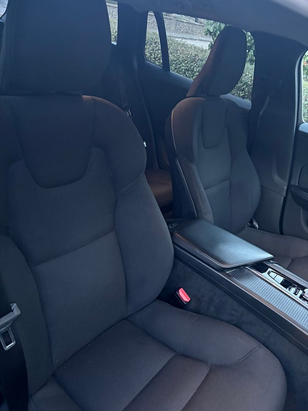 Volvo V60 Cross Country 3 of 5