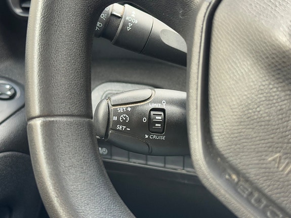 Peugeot Partner 11 of 14