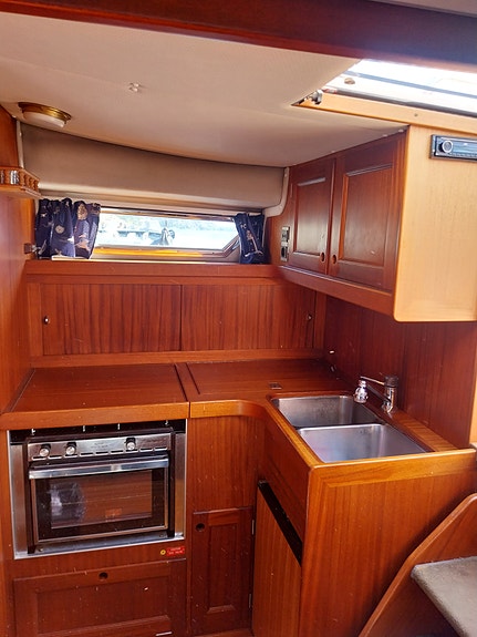 Storebro Royal Cruiser 340 Adriatic -91 | 2x Volvo Penta TAMD61 3 of 6