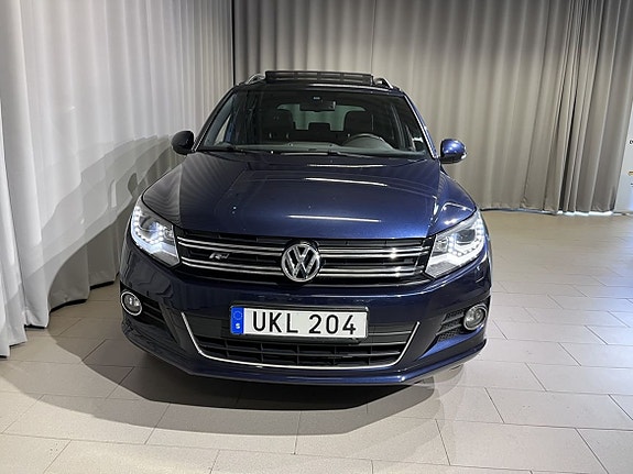 Volkswagen Tiguan 2 of 15