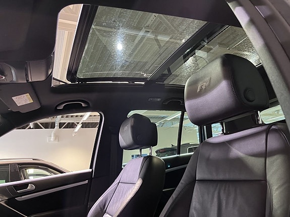 Volkswagen Tiguan 11 of 15