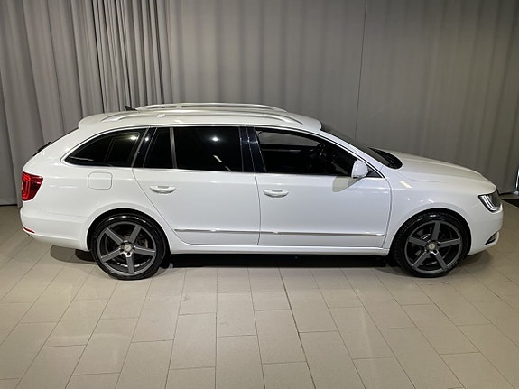 Skoda Superb 4 of 19